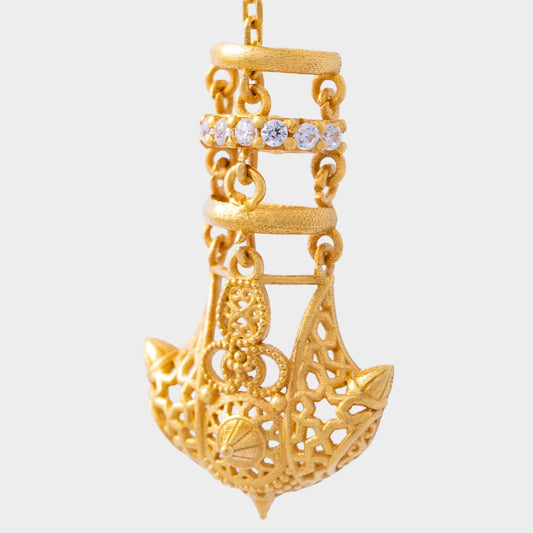 حلق طويق ذهب 18 مع الماس