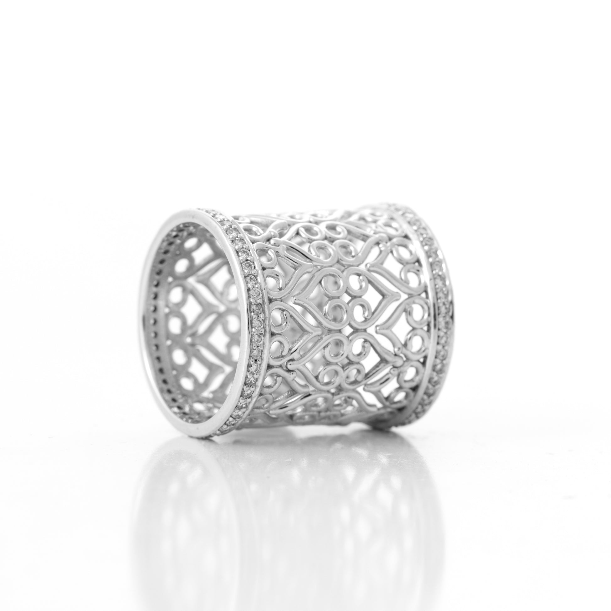 Three separate hoop rings, made of 18k white gold and set with diamonds