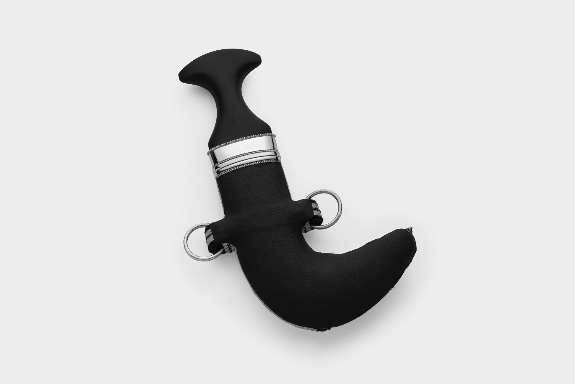 خنجر حنيش بمقبض أسود إصدار رقم 1