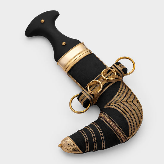 خنجر حنيش بمقبض أسود إصدار رقم 1