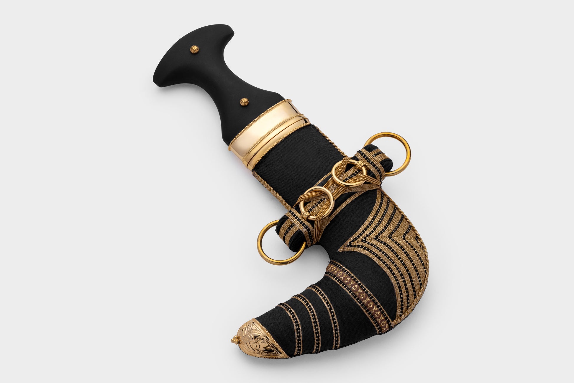 خنجر حنيش بمقبض أسود إصدار رقم 1